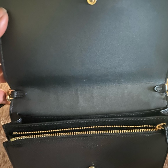 Coach - Picture 3 of 3